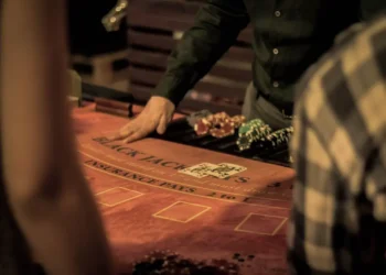 Why Live Dealer Games Became One of the Biggest Casino Innovations of the Last Decade